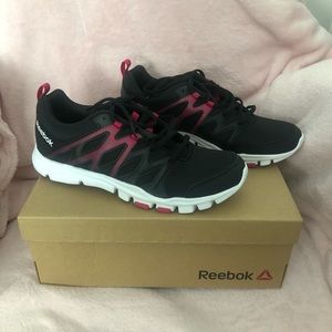 NWB Reebok Sneakers -S9